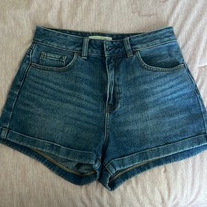 Pacsun dark wash denim shorts size 26